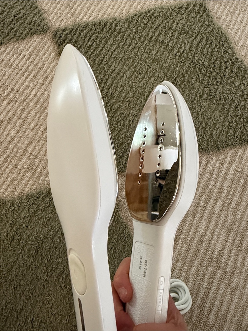 Nori White Electric Steam Double Sided Iron - Picture 2 of 4